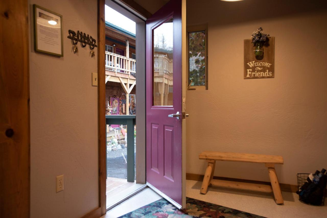 Bed and Breakfast Bear Creek Winery And Lodging Гомер Екстер'єр фото